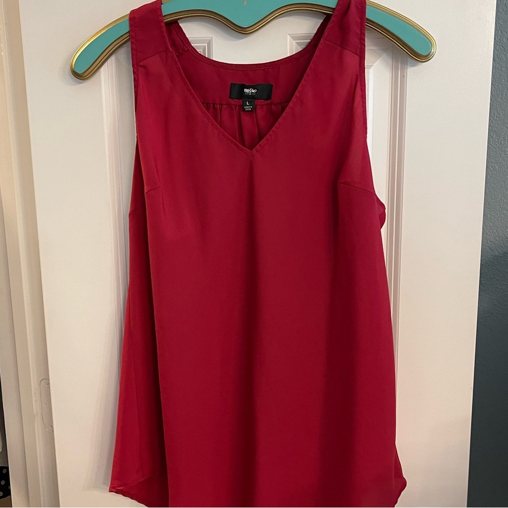 Missimo Red Sleeveless Blouse